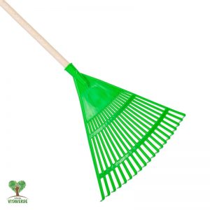 SCOPA da GIARDINO in plastica verde manicata                                                                                    